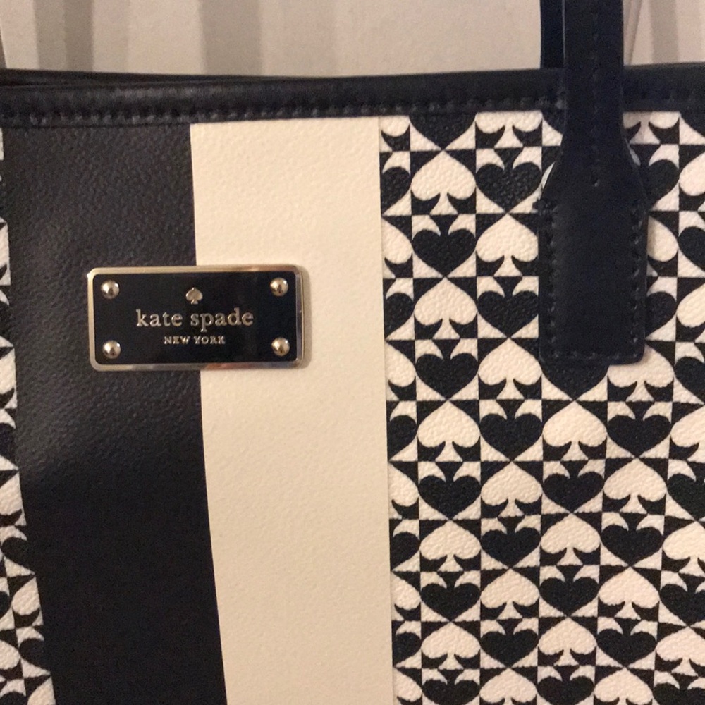 Kate Spade - Spade/Patterned Tote - Picture 2 of 5